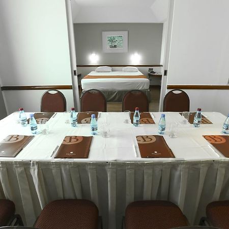 Bristol Merit Hotel ベロ・オリゾンテ エクステリア 写真